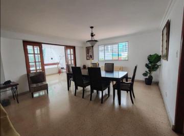Apartamento de 3 habitaciones, Panamá · 3rec 3baños Cbe | PH Torremolino, Obarrio | 198.76 m²