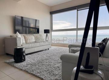 Apartamento de 2 habitaciones, Panamá · Venta de Apartamento en Av Balboa