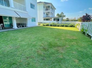 Apartamento de 3 habitaciones, Playas · Apartamento con Jardín Privado en Bijao