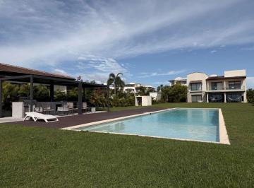Casa de 4 habitaciones, San Carlos · Alquiler de Exclusiva Casa en Casamar, San Carlos Sn 26 - 6600