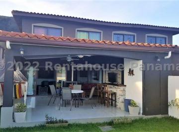 Casa de 3 habitaciones, Panamá · Venta Casa Transistmica