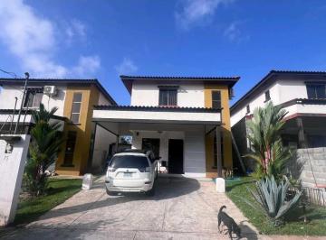Casa · 150m² · 3 Recámaras · 2 Estacionamientos · Alquilo Casa en Arraijan Residencial Greanland
