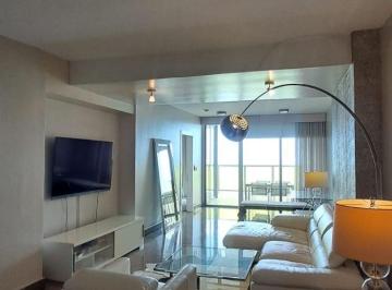 Apartamento de 2 habitaciones, Panamá · Se Vende Apartamento Amoblado en PH Yoo, Av Balboa, Frente Al Mar. ID. Ki