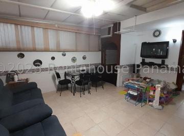 Casa de 3 habitaciones, Panamá · Venta Casa Condado del Rey
