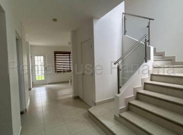 Casa de 3 habitaciones, Panamá · Venta Casa Versalles