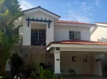 Casa de 3 habitaciones, Panamá · Vendo Casa en Quintas de Versalles Costa Sur