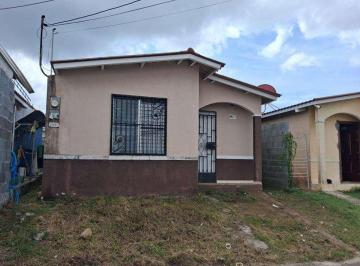 Casa de 2 habitaciones, Arraiján · Venta de Casa en Altos del Tecal, Arraijan