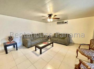 Casa de 4 habitaciones, Panamá · Venta Casa San Francisco
