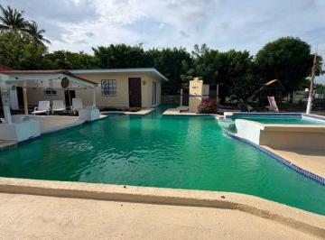 Casa · 1000m² · 6 Recámaras · 6 Estacionamientos · Venta Casa de Playa en Gorgona Oportunidad de Inversion 6r con Piscina