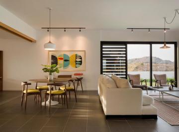 Casa · 386m² · 3 Recámaras · 2 Estacionamientos · Casa en Venta en Condado del Rey