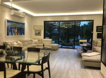 Apartamento · 290m² · 3 Recámaras · 2 Estacionamientos · Venta y Alquiler de Apartamento en Clayton, Embassy Club
