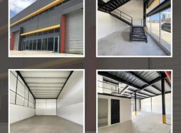 Bodega-Galpón-Depósito · 4 Estacionamientos · Ofibodega de 426 M&sup2;| 9.5 m de Altura Libre| a 5 Min del Corredor Sur