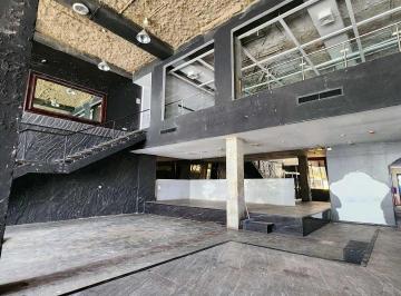 Local comercial · 447m² · 1 Recámara · 4 Estacionamientos · Alquiler de Local en Obarrio