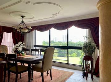 Apartamento de 3 habitaciones, Panamá · Vendo en Altos del Golf con Acceso Directo Al Parque Omar