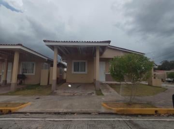 Casa · 108m² · 3 Recámaras · 2 Estacionamientos · Vendo Casa Residencial Pradera Azul, PH Palermo