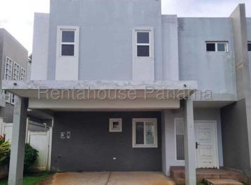 Casa de 3 habitaciones, Panamá · Venta de Casa en Brisas del Golf 26lbr2447