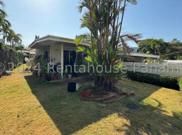 Casa de 4 habitaciones, Panamá · Venta de Casa en San Francisco Casa Villa Lilla 240 m
