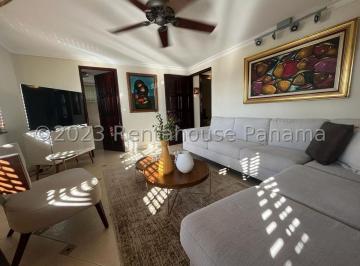 Casa de 4 habitaciones, Panamá · Casa en Hato Pintado Doña Villa en Venta