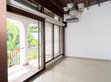 Casa · 450m² · 3 Recámaras · 1 Estacionamientos · Venta de Casa en Betania