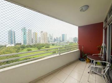 Apartamento de 3 habitaciones, Panamá · Apartamento con Vista Al Parque en Venta en P. H. Vertikal, Costa del Este