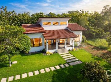 Casa de 3 habitaciones, San Lorenzo · Villa de 3 Recámaras de Reciente Construcción en Venta en Rincón Beach Estates, Boca Chica