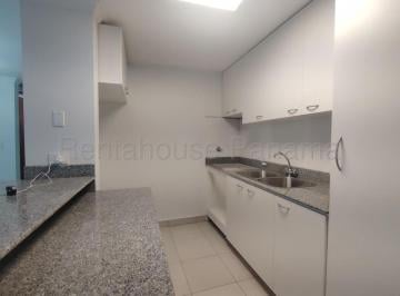 Apartamento de 3 habitaciones, Panamá · Apartamento en Venta en Pueblo Nuevo