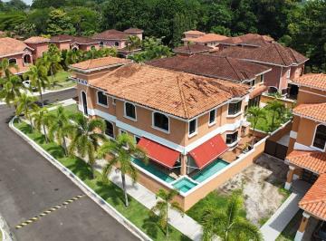 Casa · 420m² · 4 Recámaras · Venta de Casa en Clayton Village, Clayton