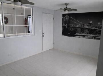 Apartamento · 56m² · 2 Recámaras · 1 Estacionamientos · V a Tocumen Vendo Apartamento 56 m² Rec Maras
