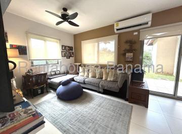 Casa de 3 habitaciones, Arraiján · Casa en Venta en Panama Pacifico. 26 - 2119.