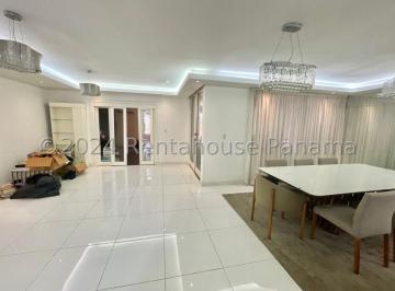 Casa de 4 habitaciones, Panamá · Casa en Venta en San Francisco