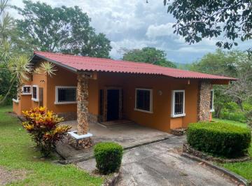 Casa de 2 habitaciones, Chame · Vía Sorá Casa en Venta