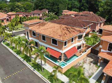 Casa · 420m² · 4 Recámaras · 4 Estacionamientos · Alquiler de Casa en Clayton Village, Clayton