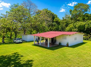 Finca de 2 habitaciones, San Carlos · Finca con Casa en Venta en San Carlos