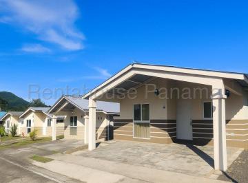 Casa de 2 habitaciones, Arraiján · Casa en Venta en Vista Alegre