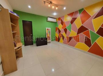Casa de 5 habitaciones, Panamá · Casa en Clayton Embassy Club en Alquiler