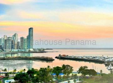 Apartamento de 2 habitaciones, Panamá · Venta de Apartamento en PH Sky Residences, Av Balboa | 134 m², Pisos de Mármol y Vista Al Mar