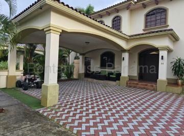 Casa de 3 habitaciones, Panamá · Casa en Alquiler en Costa Sur