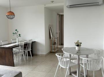Apartamento · 150m² · 3 Recámaras · 2 Estacionamientos · Alquiler de Apartamento Amoblado en Clayton PH Clayton Park