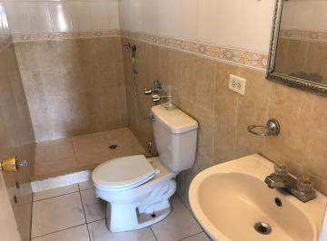 Casa · 3 Recámaras · 2 Estacionamientos · Alquiler Casa en Hato Pintado 200 m²