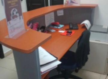 Oficina comercial · 64m² · 2 Estacionamientos · Oficina Para Alquiler o Venta en El Dorado Rc1452