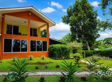 Casa de 8 habitaciones, San Félix · Propiedad Llave en Mano con Casa Principal, 6 Estudios y Piscina en Venta en Las Lajas, Chiriquí