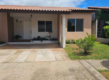 Casa de 3 habitaciones, La Chorrera · Casa Alquiler La Arboleda - La Chorrera