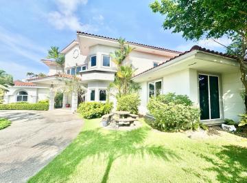 Casa · 624m² · 5 Recámaras · 5 Estacionamientos · Residencial Royal Pacific / Costa del Este / Venta