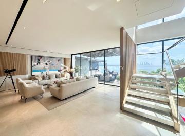 Casa · 605m² · 3 Recámaras · 3 Estacionamientos · Villa de Lujo Ocean Reef / Punta Pacifica / Venta