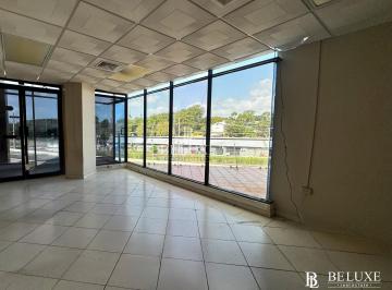 Edificio · 113m² · 2 Estacionamientos · Alquiler de Oficina en Pancanal Plaza, Albrook (21)