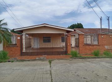 Casa · 132m² · 3 Recámaras · 2 Estacionamientos · Vendo Casa Urbanización quinta de Nuevo Arraiján