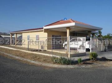 Casa de 3 habitaciones, Chitré · Venta de Casa en Chitre