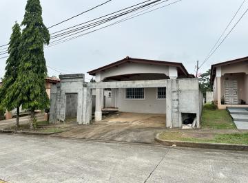 Casa de 3 habitaciones, Arraiján · Se Vende Comoda Residencia