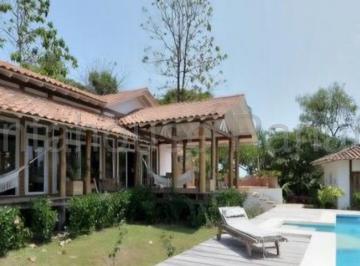 Casa de 7 habitaciones, Pedasí · Venta de Casa en Pedasi