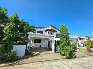 Casa de 3 habitaciones, Panamá · Se Vende Casa en Las Cumbres Ydu